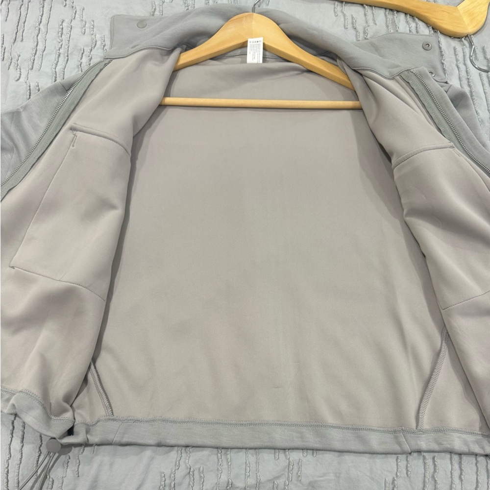 Yogalicious Light Gray Utility Jacket XS EUC - Picture 11 of 16